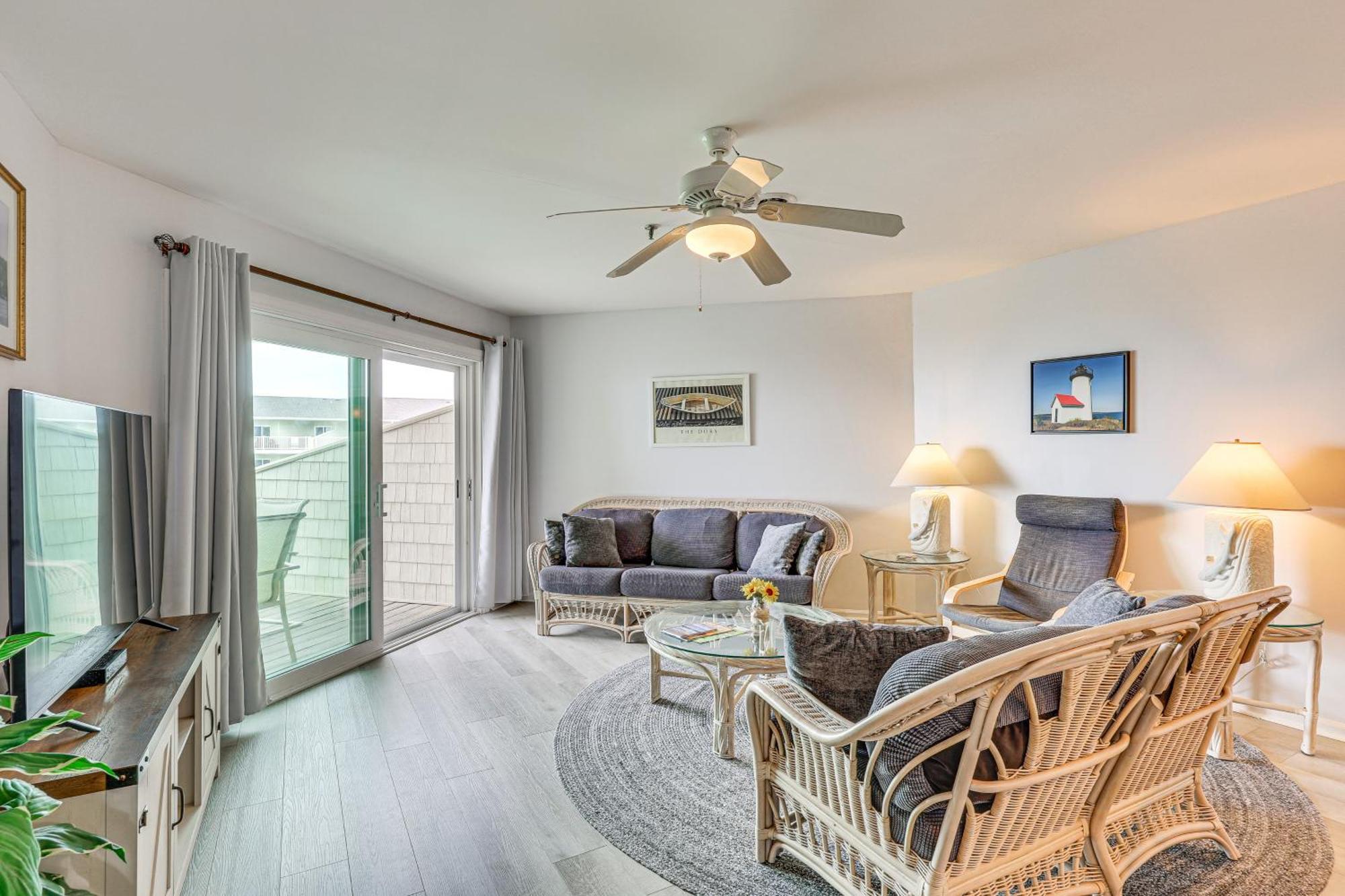 Oak Island Beachfront Condo With Community Pool Exterior foto